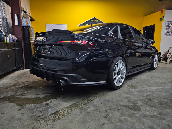 MK7.5 Jetta GLI Rear Diffuser with Side Spats