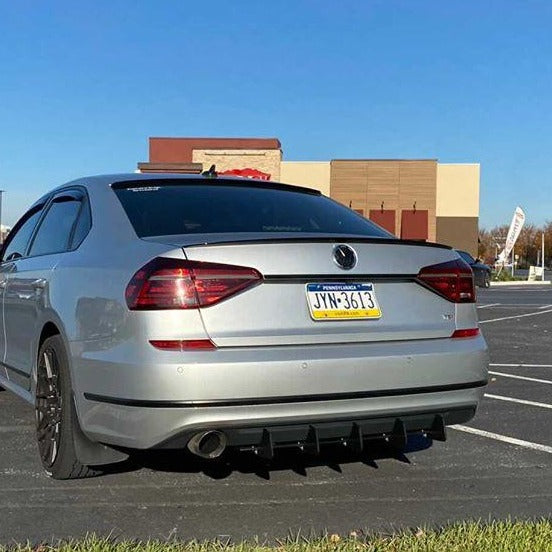 B7 Passat Rear Diffuser (Facelift OEM/GT Style) – Drag Cutters